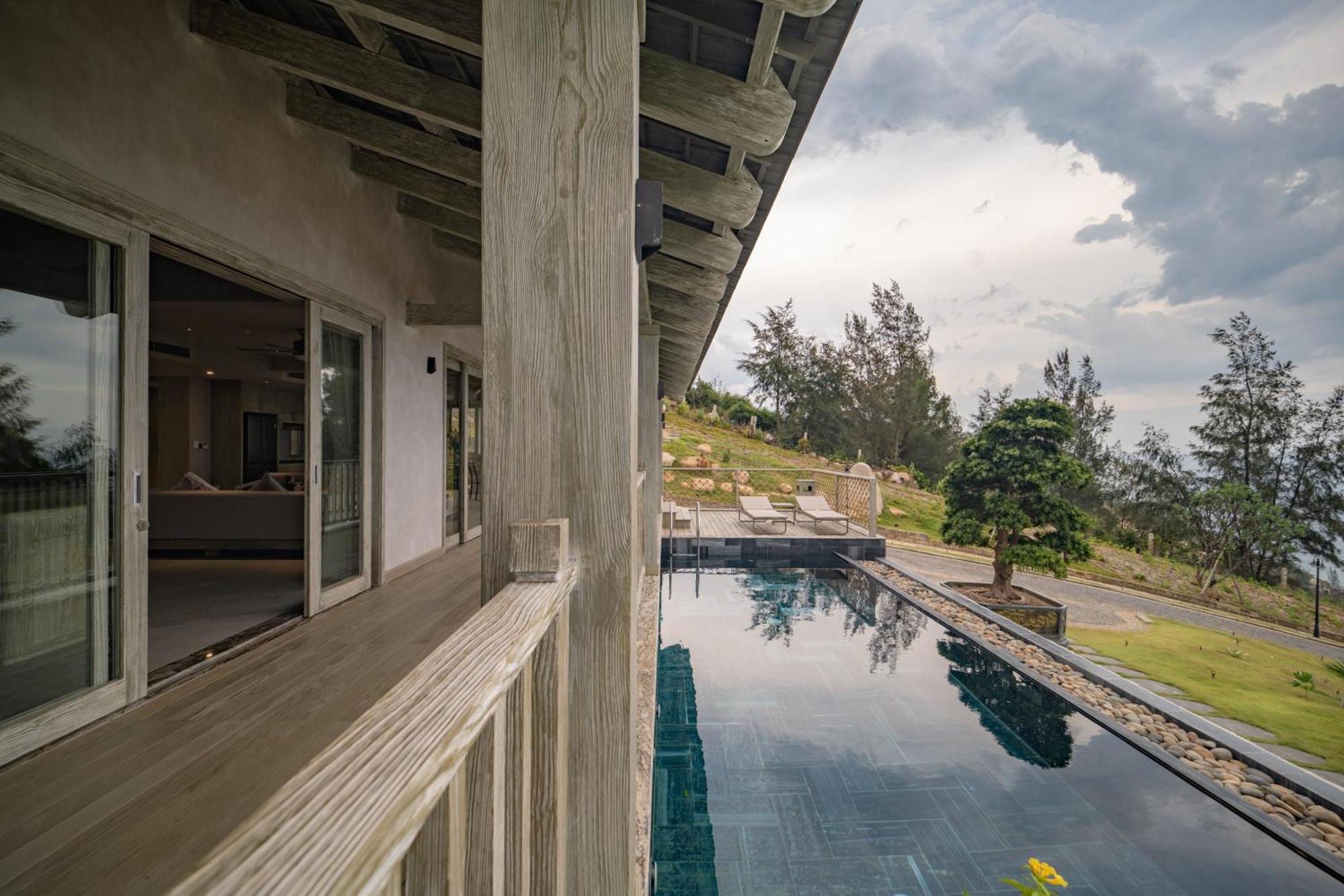 Crown Retreat Quy Nhon Resort Esterno foto